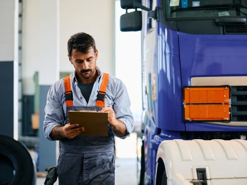 How to reduce downtime in your trucking business. Shersuca Road Service